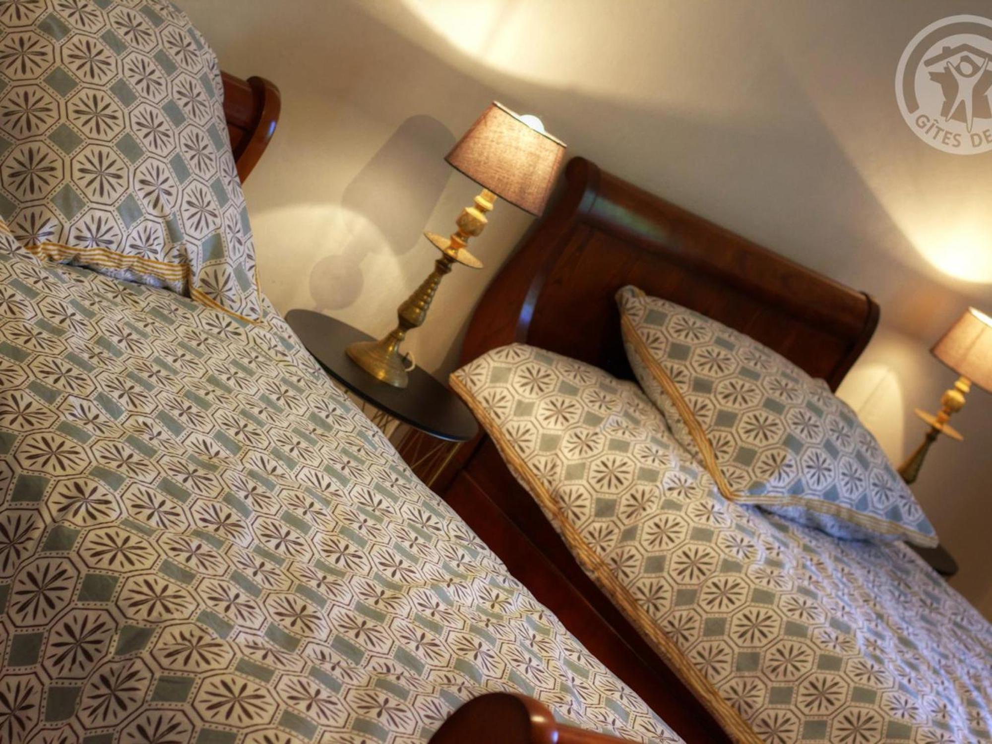 Gîte Montchal, 7 pièces, 14 personnes - FR-1-496-147 Esterno foto