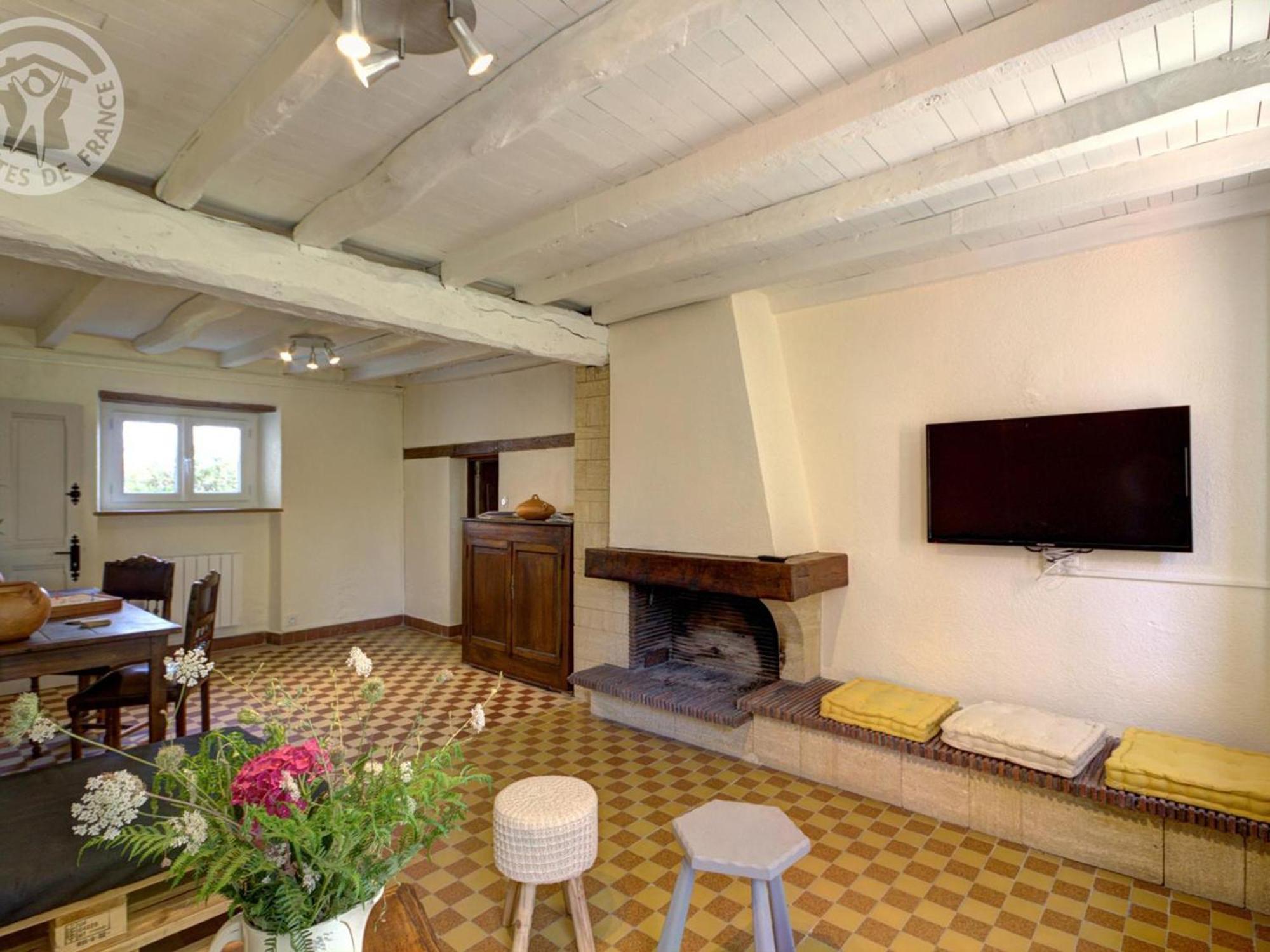 Gîte Montchal, 7 pièces, 14 personnes - FR-1-496-147 Esterno foto