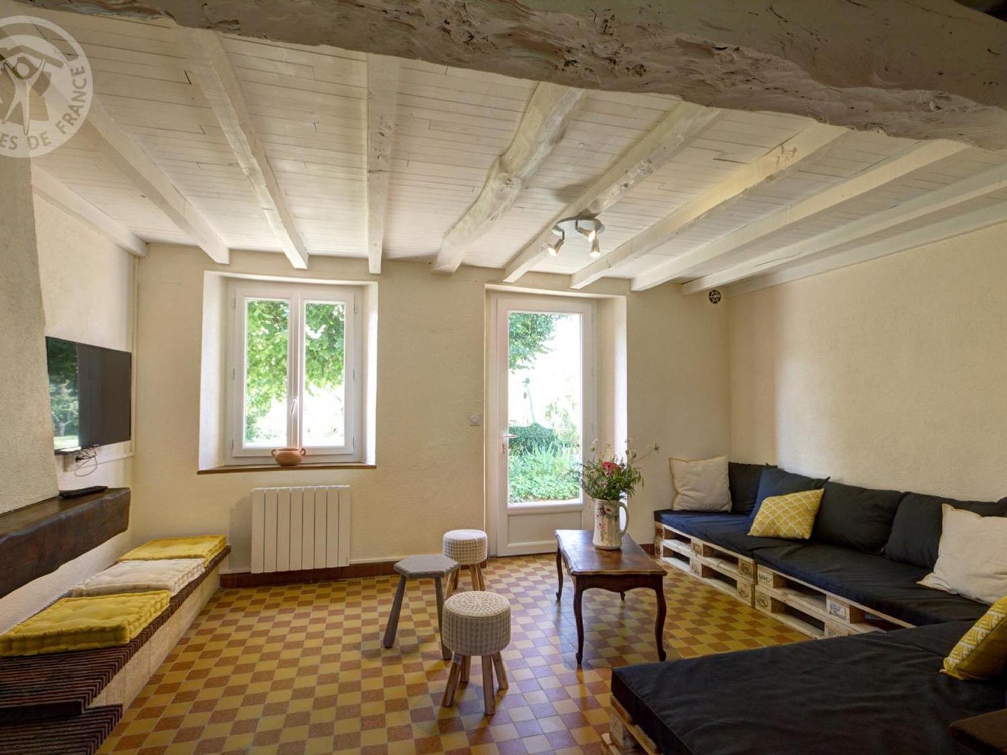 Gîte Montchal, 7 pièces, 14 personnes - FR-1-496-147 Esterno foto